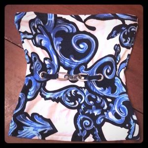 Cache dressy tube top